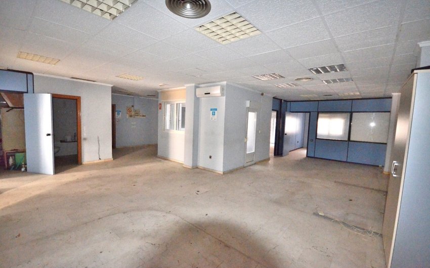 Resale - Apartment -
Torrevieja - Centro