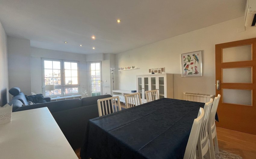 Resale - Apartment -
Torrevieja - Centro