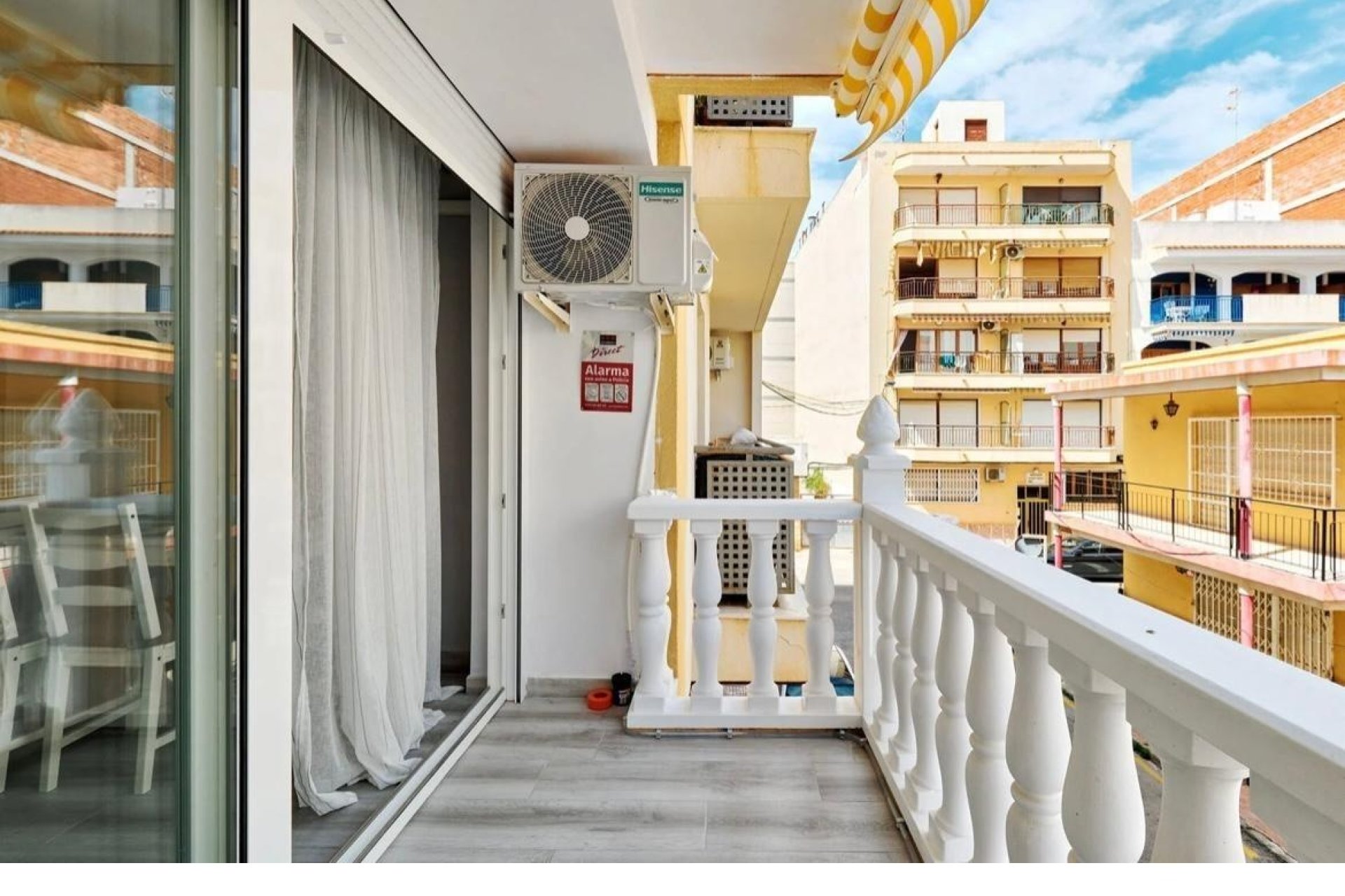 Resale - Apartment -
Torrevieja - Centro