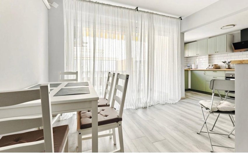 Resale - Apartment -
Torrevieja - Centro