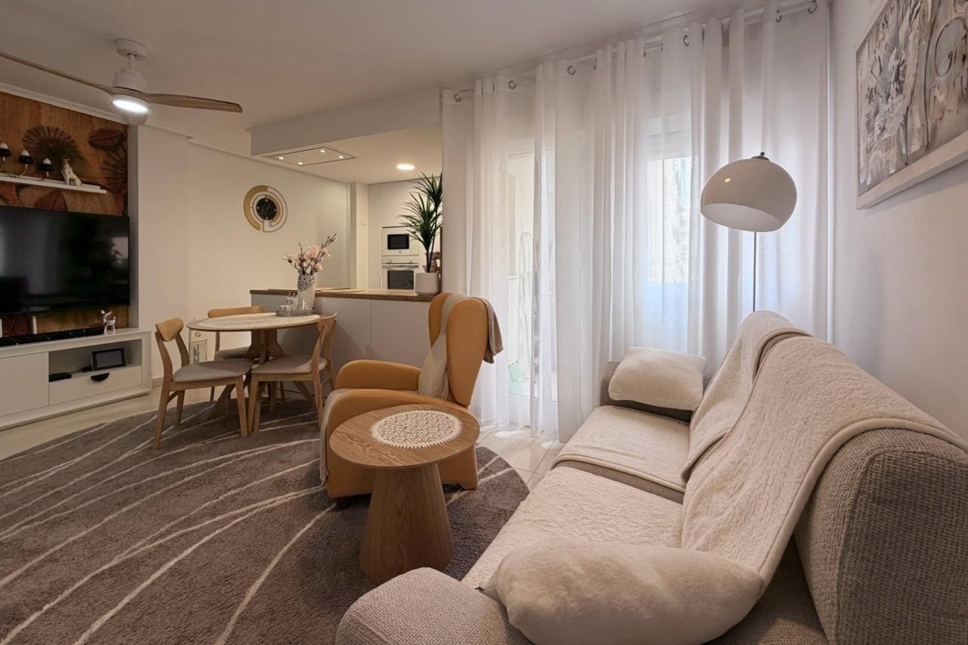 Resale - Apartment -
Torrevieja - Centro