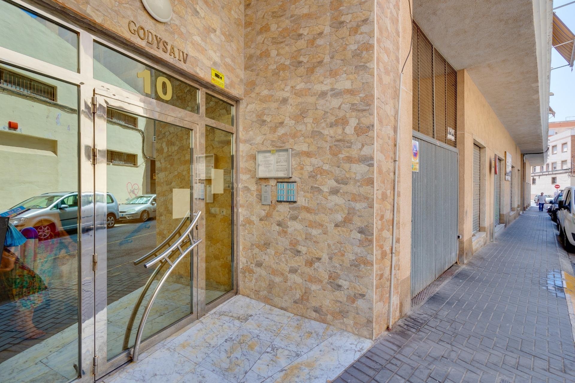 Resale - Apartment -
Torrevieja - Centro