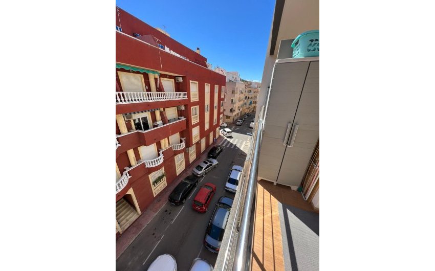 Resale - Apartment -
Torrevieja - Centro