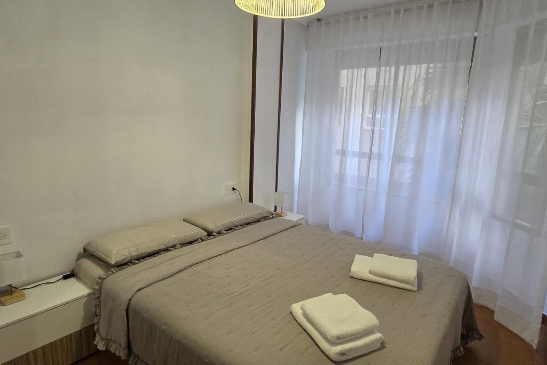 Resale - Apartment -
Torrevieja - Centro