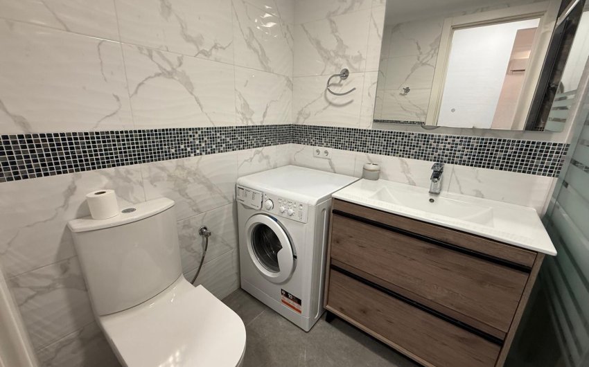 Resale - Apartment -
Torrevieja - Centro