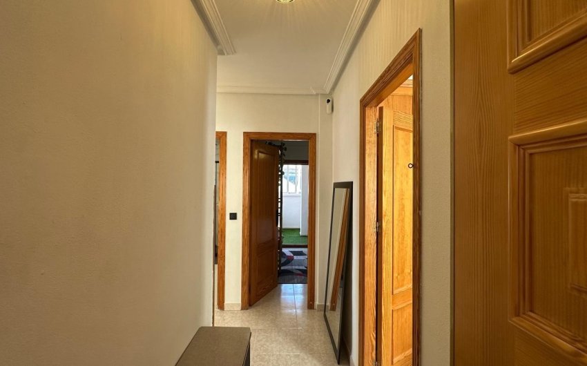 Resale - Apartment -
Torrevieja - Centro