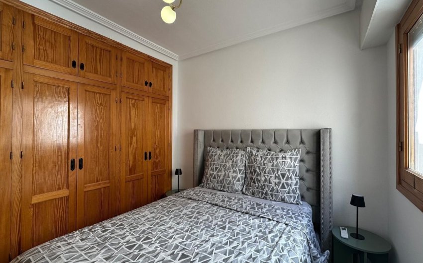 Resale - Apartment -
Torrevieja - Centro