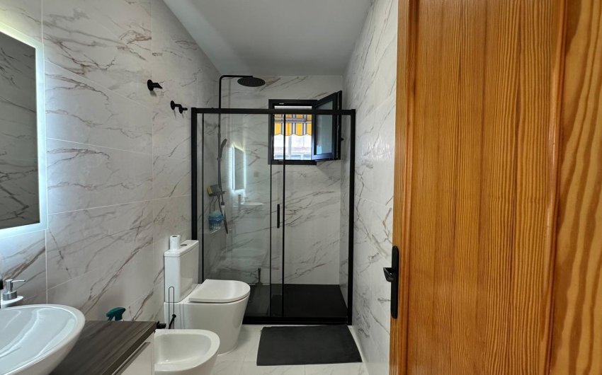 Resale - Apartment -
Torrevieja - Centro