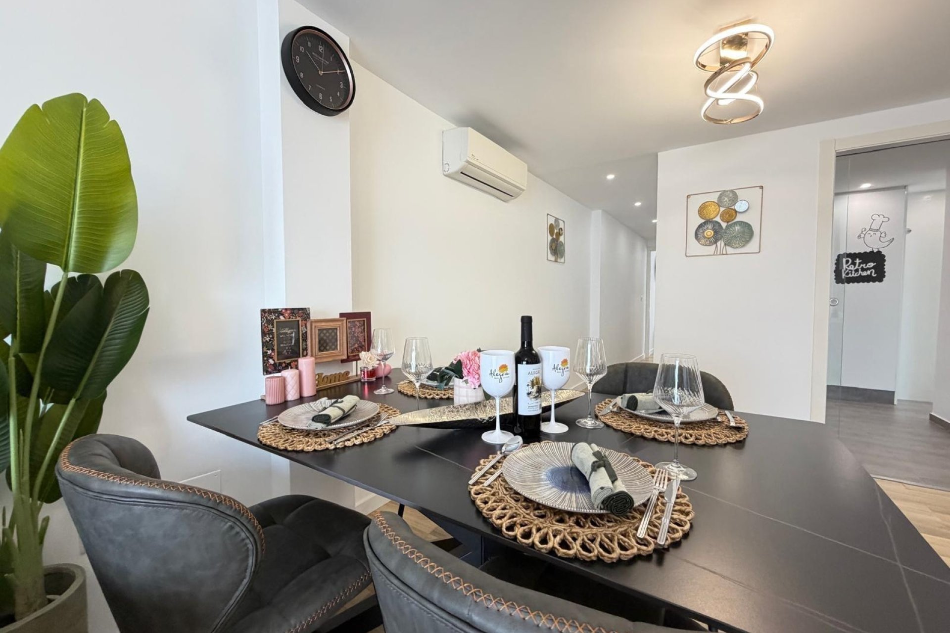 Resale - Apartment -
Torrevieja - Centro
