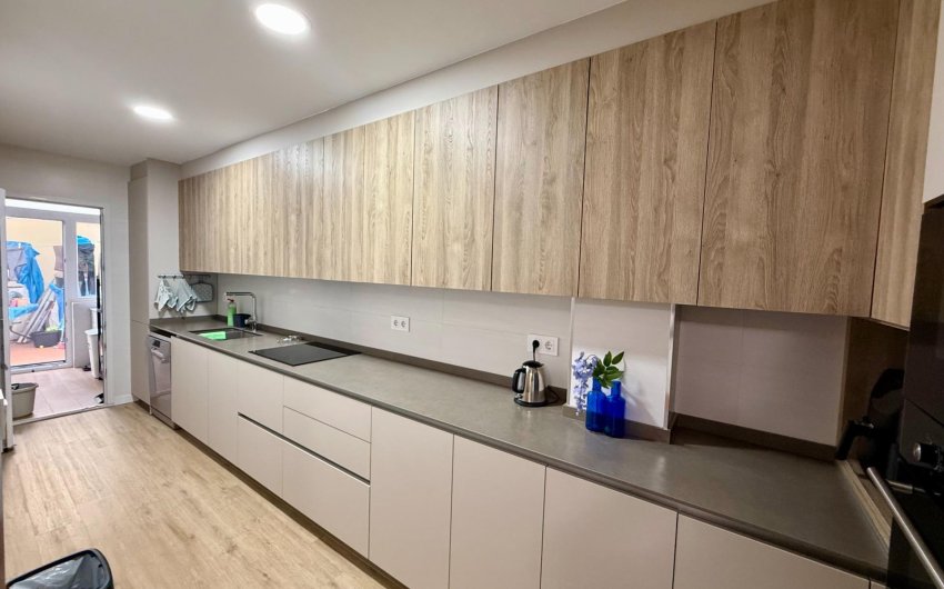 Resale - Apartment -
Torrevieja - Centro