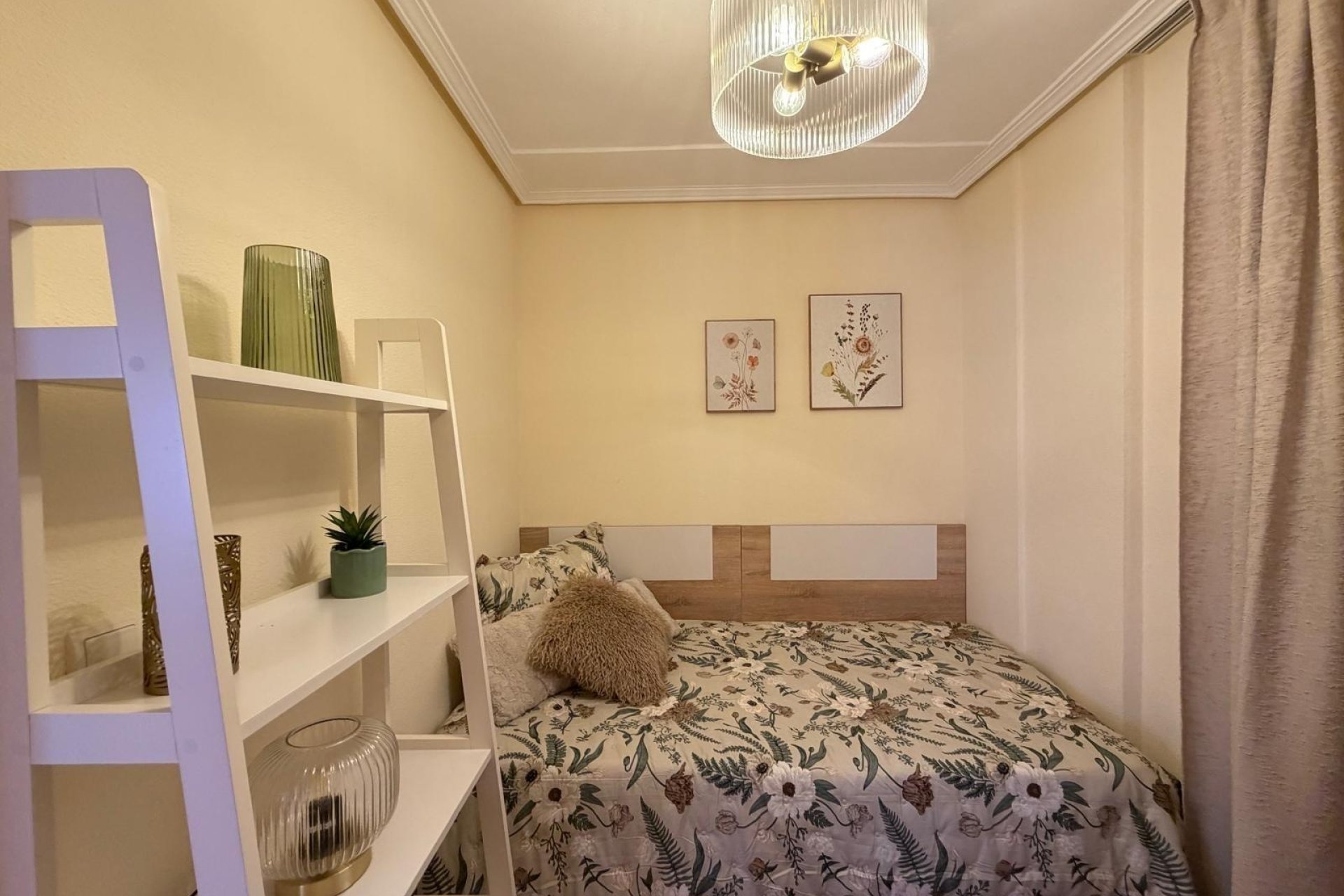 Resale - Apartment -
Torrevieja - Centro