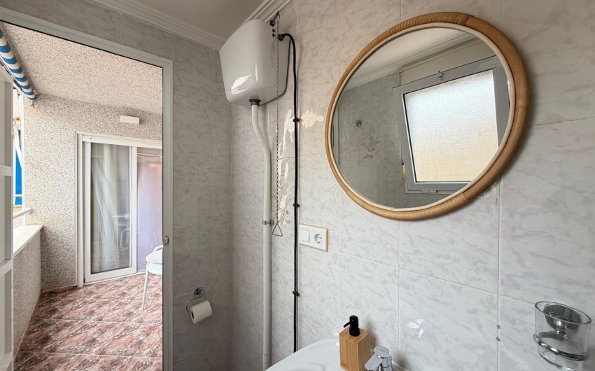 Resale - Apartment -
Torrevieja - Centro