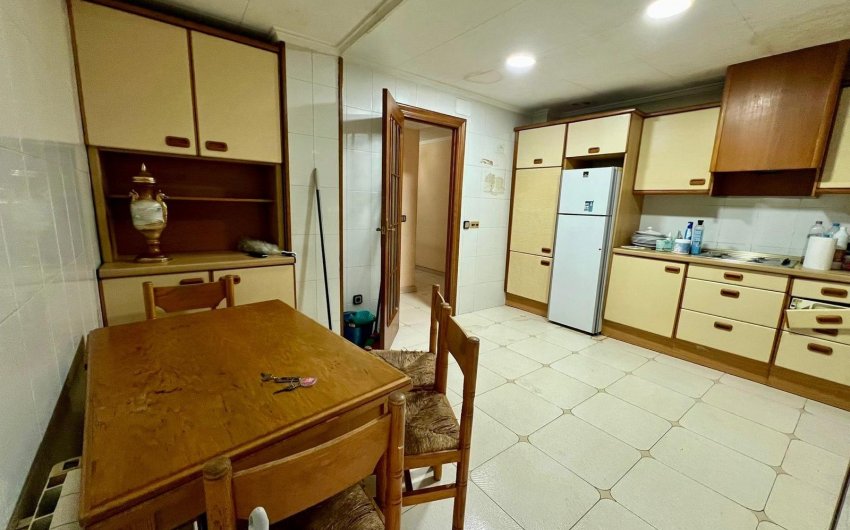 Resale - Apartment -
Torrevieja - Centro