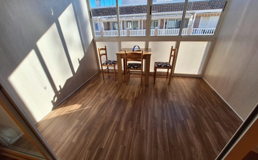 Resale - Apartment -
Torrevieja - Centro