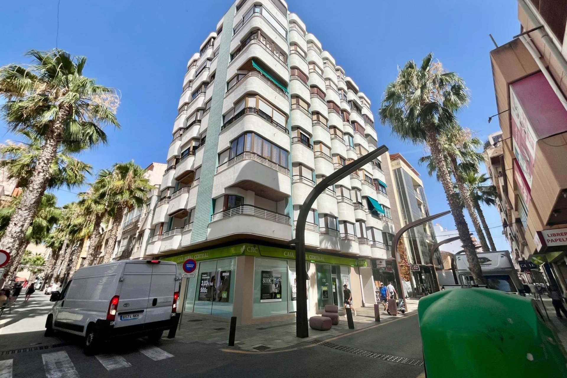 Resale - Apartment -
Torrevieja - Centro