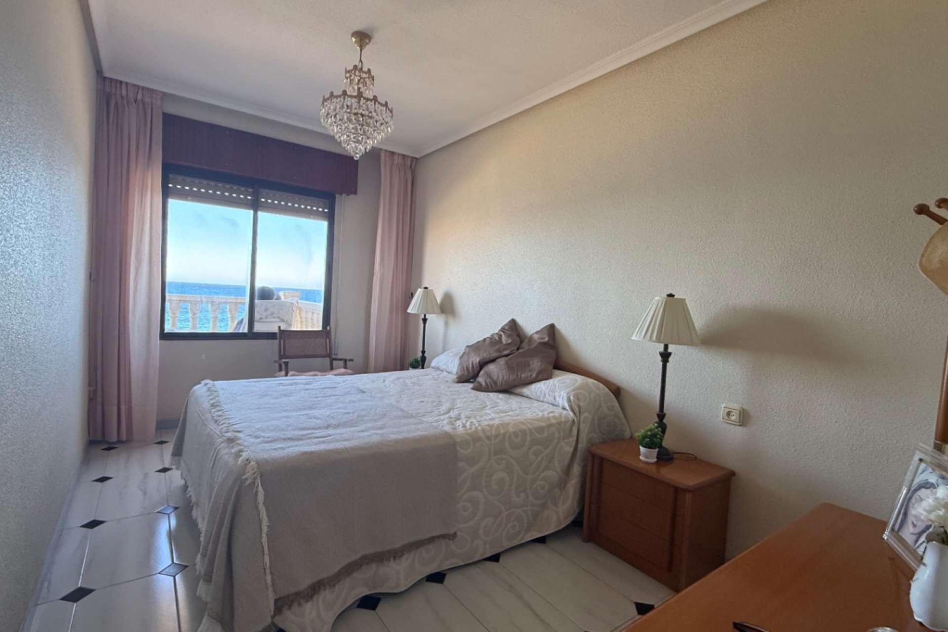 Resale - Apartment -
Torrevieja - Costa Blanca Sur