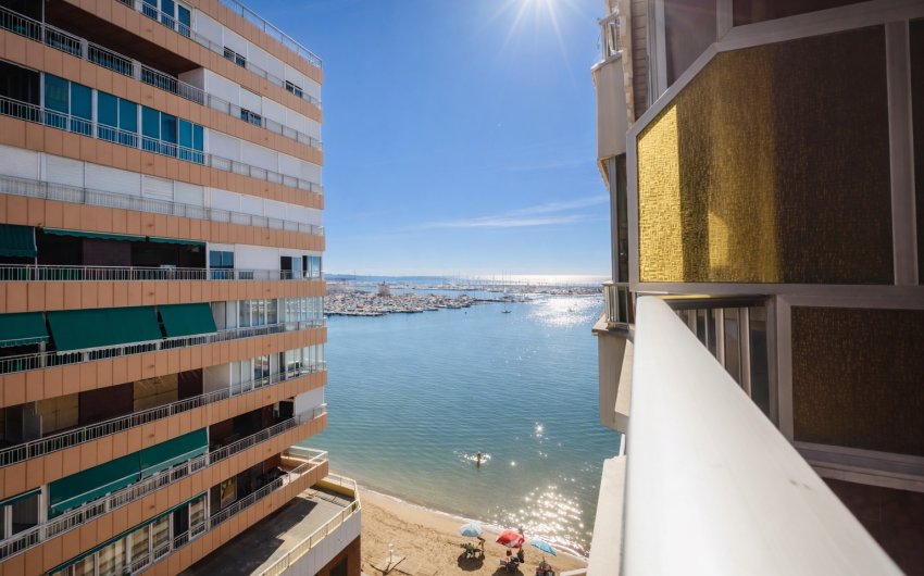Resale - Apartment -
Torrevieja - Costa Blanca