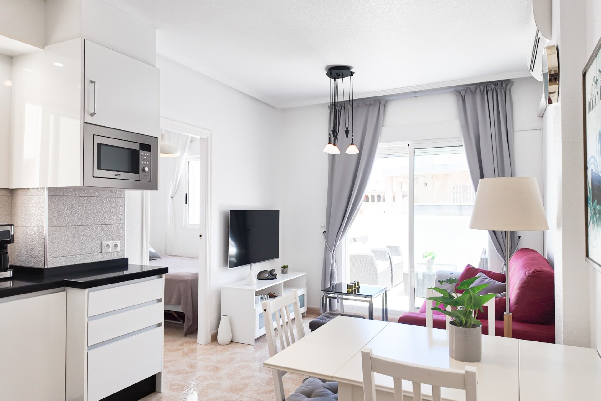 Resale - Apartment -
Torrevieja - Costa Blanca
