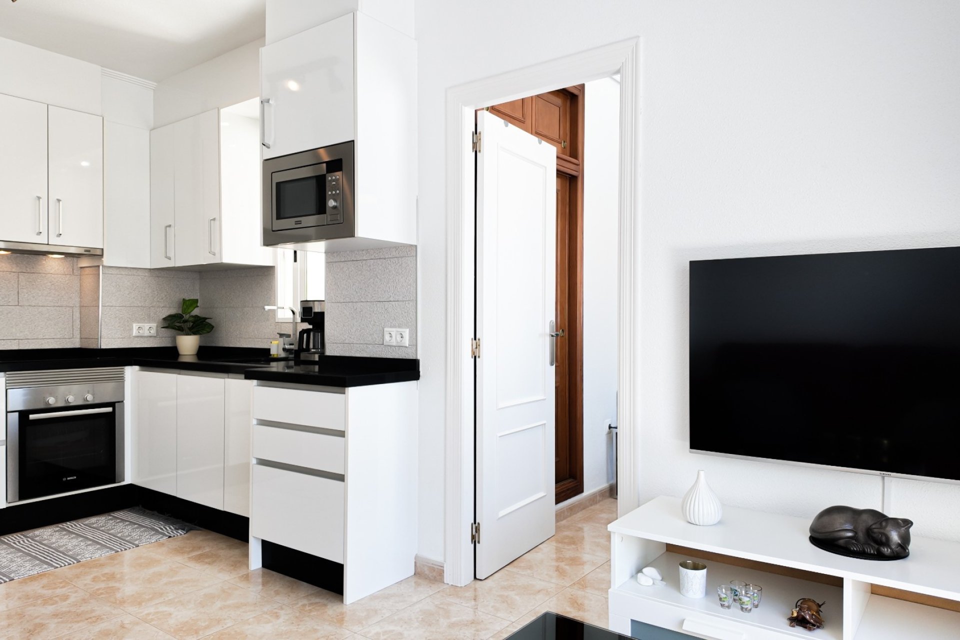 Resale - Apartment -
Torrevieja - Costa Blanca