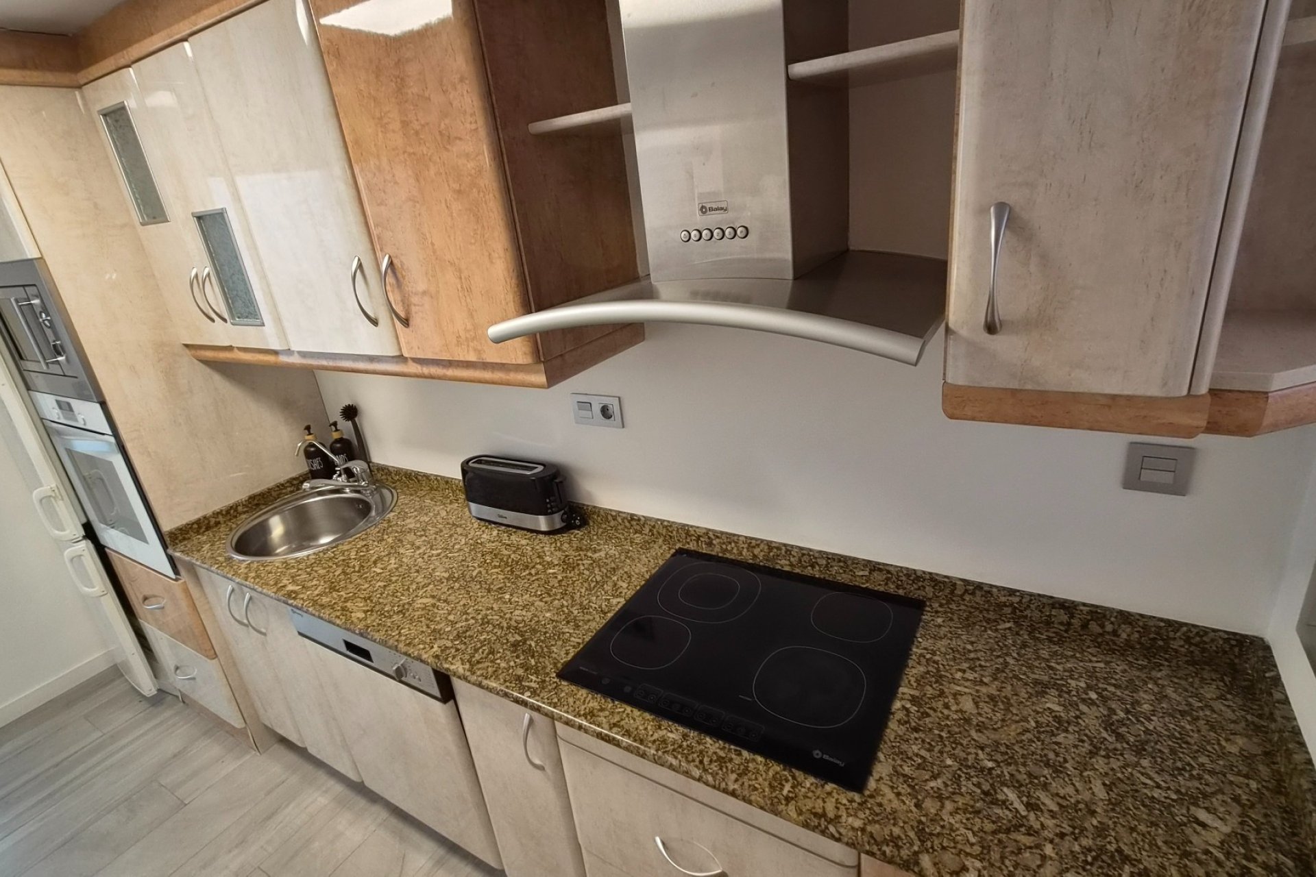 Resale - Apartment -
Torrevieja - Costa Blanca