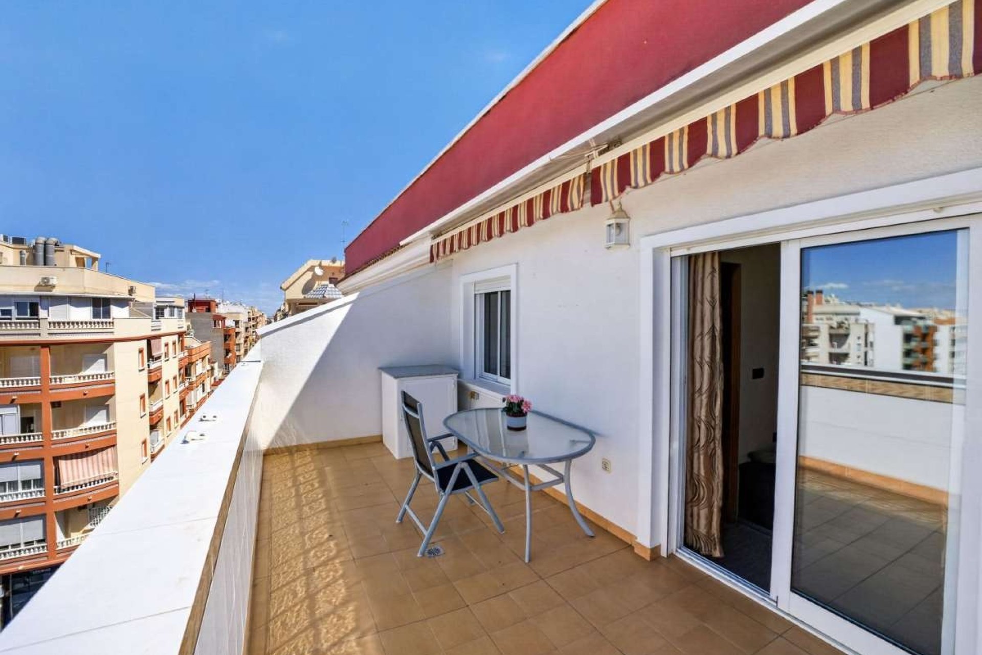 Resale - Apartment -
Torrevieja - Costa Blanca