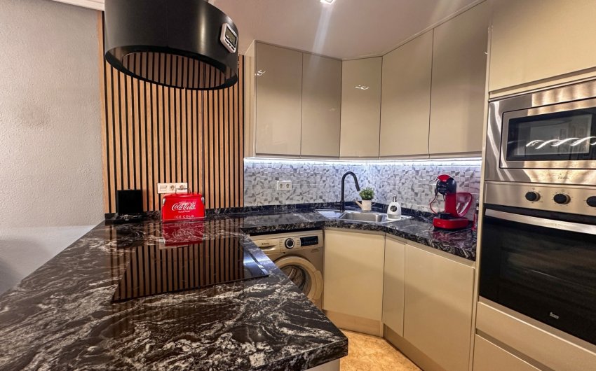 Resale - Apartment -
Torrevieja - Costa Blanca
