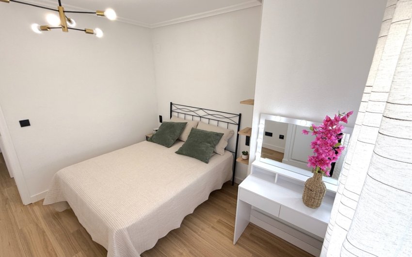 Resale - Apartment -
Torrevieja - Costa Blanca
