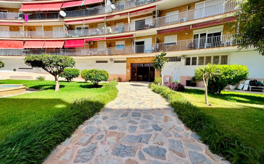 Resale - Apartment -
Torrevieja - Costa Blanca