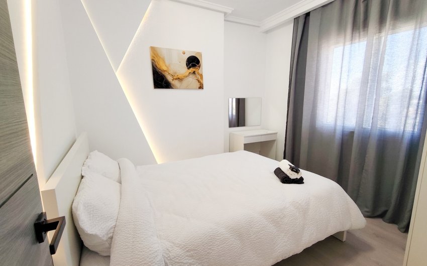Resale - Apartment -
Torrevieja - Costa Blanca