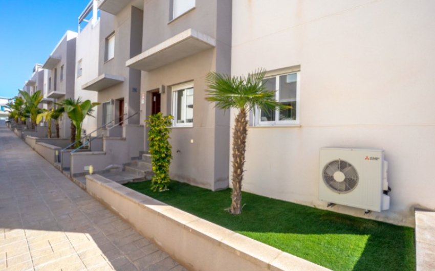 Resale - Apartment -
Torrevieja - Costa Blanca