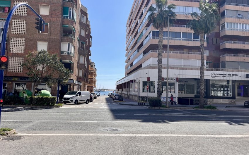 Resale - Apartment -
Torrevieja - Costa Blanca