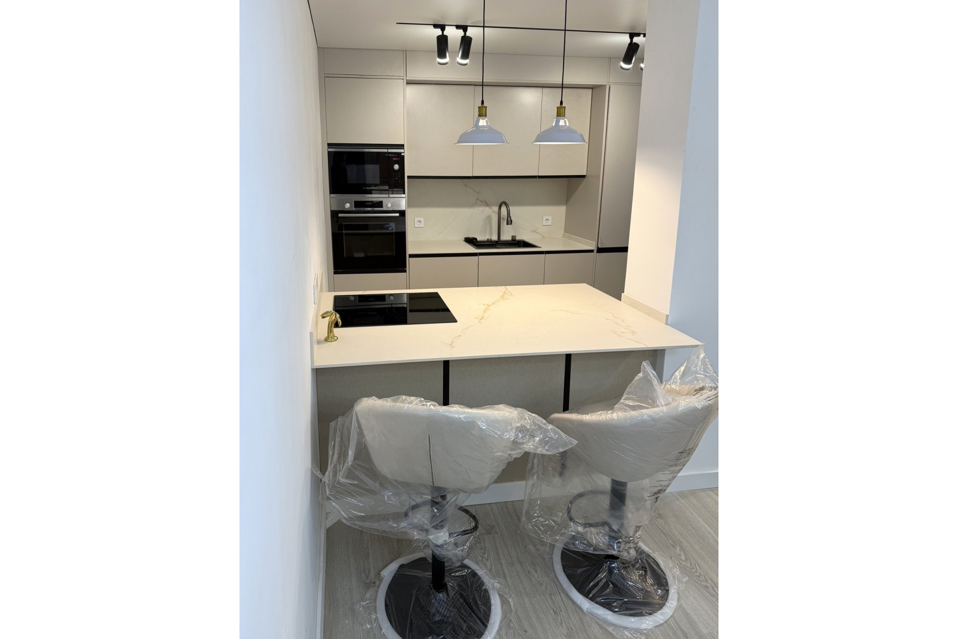 Resale - Apartment -
Torrevieja - Costa Blanca