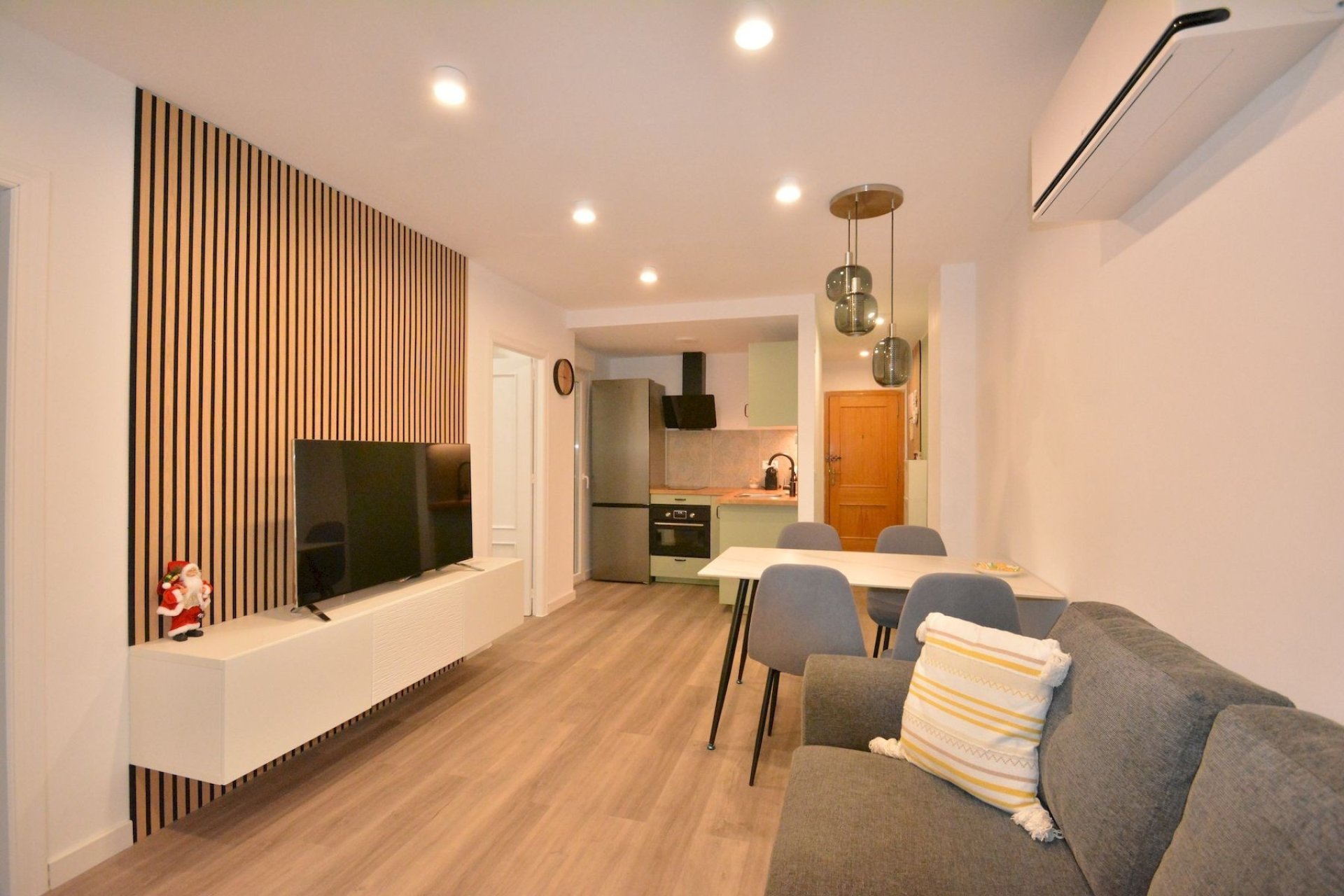 Resale - Apartment -
Torrevieja - Costa Blanca