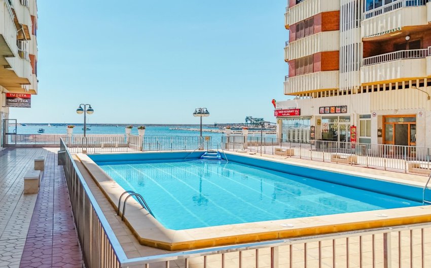 Resale - Apartment -
Torrevieja - Costa Blanca
