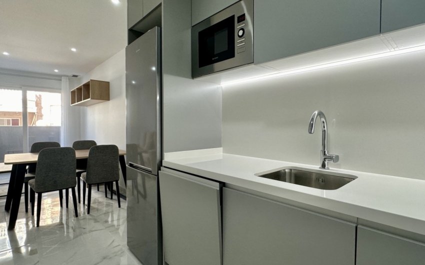 Resale - Apartment -
Torrevieja - Costa Blanca