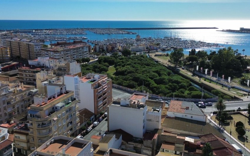 Resale - Apartment -
Torrevieja - Costa Blanca