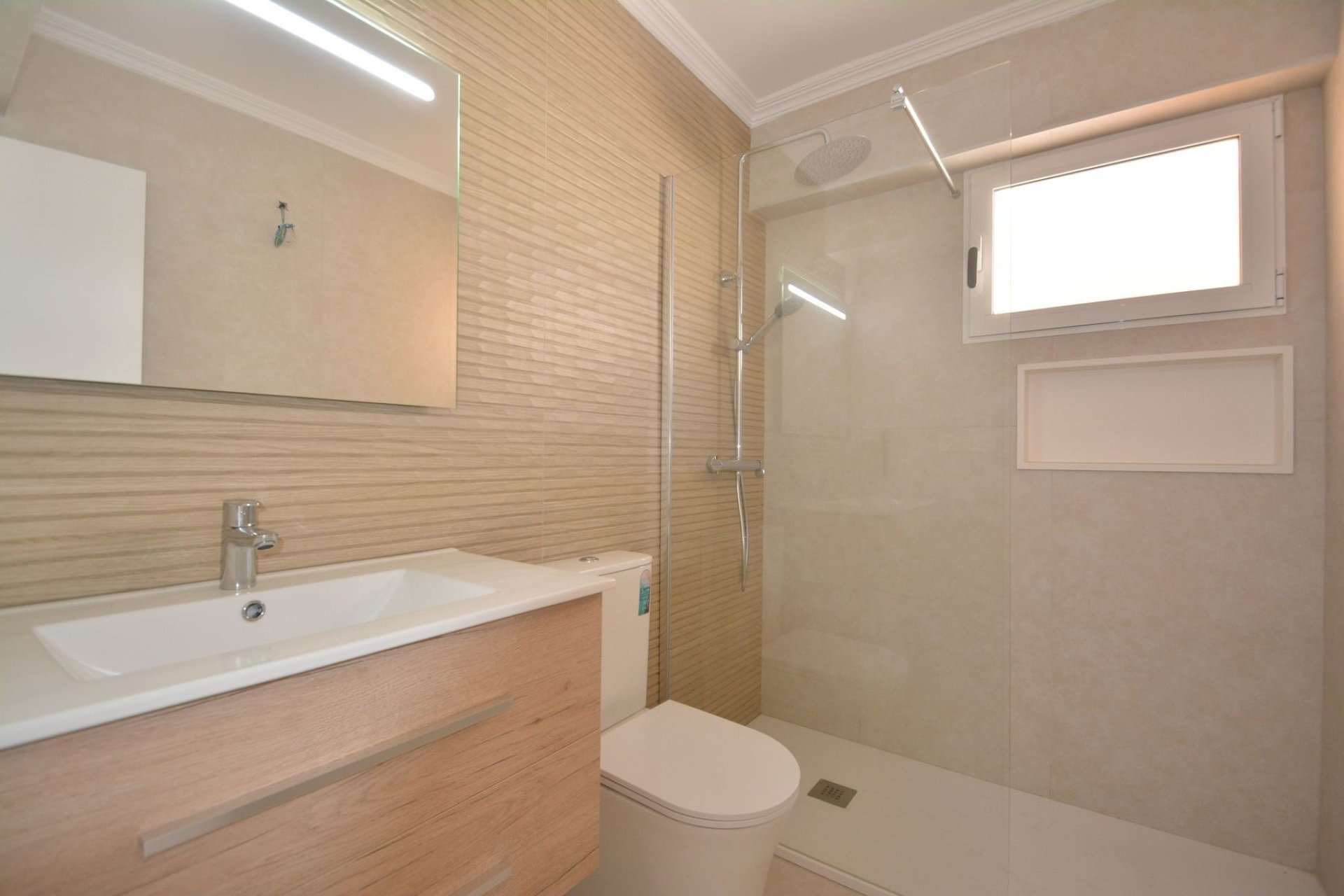 Resale - Apartment -
Torrevieja - Costa Blanca