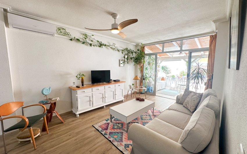 Resale - Apartment -
Torrevieja - Costa Blanca