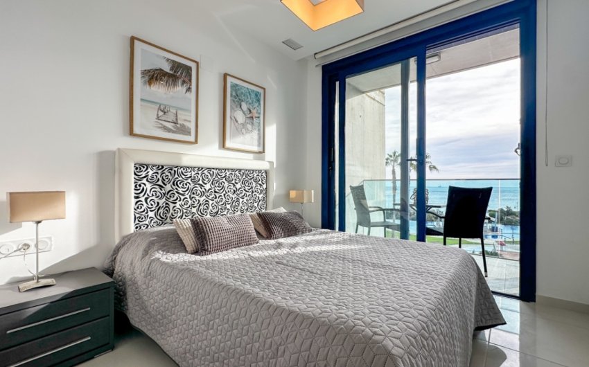 Resale - Apartment -
Torrevieja - Costa Blanca