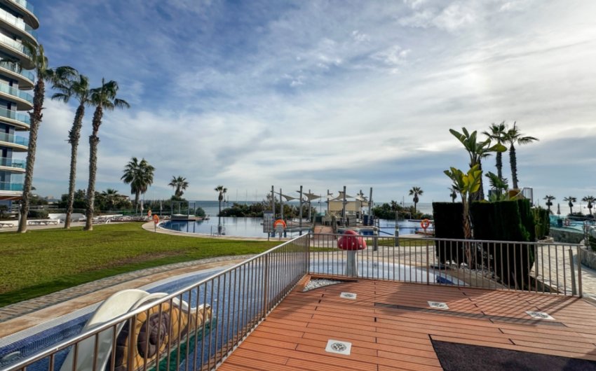 Resale - Apartment -
Torrevieja - Costa Blanca