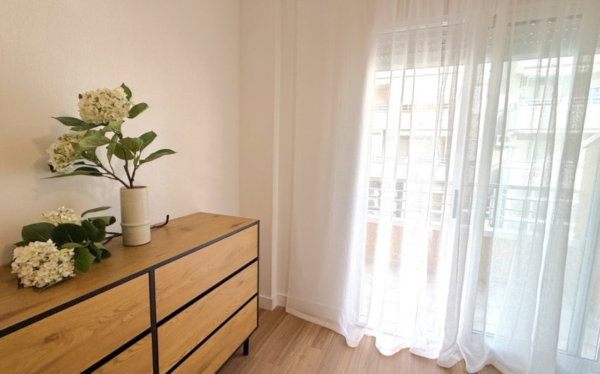 Resale - Apartment -
Torrevieja - Costa Blanca