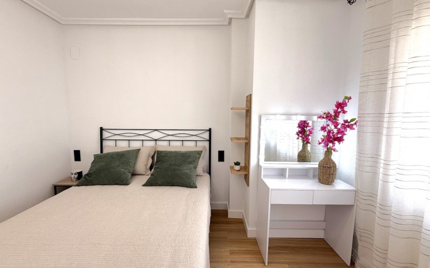 Resale - Apartment -
Torrevieja - Costa Blanca