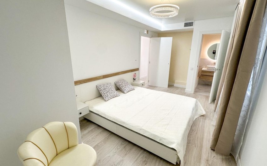 Resale - Apartment -
Torrevieja - Costa Blanca