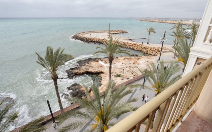 Resale - Apartment -
Torrevieja - Costa Blanca