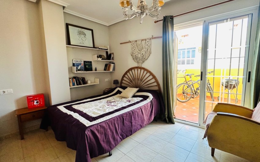 Resale - Apartment -
Torrevieja - Costa Blanca