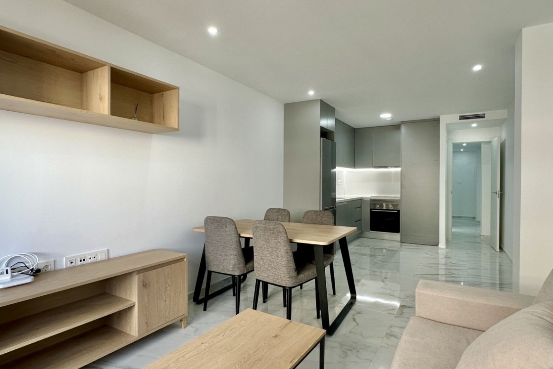 Resale - Apartment -
Torrevieja - Costa Blanca
