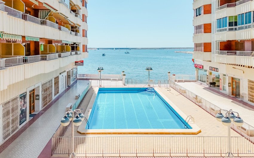 Resale - Apartment -
Torrevieja - Costa Blanca