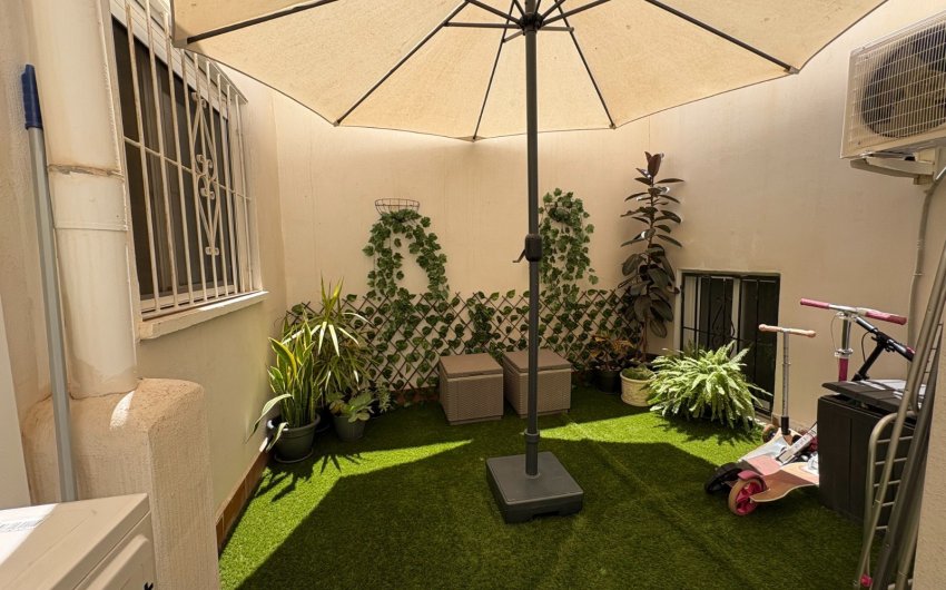Resale - Apartment -
Torrevieja - Costa Blanca