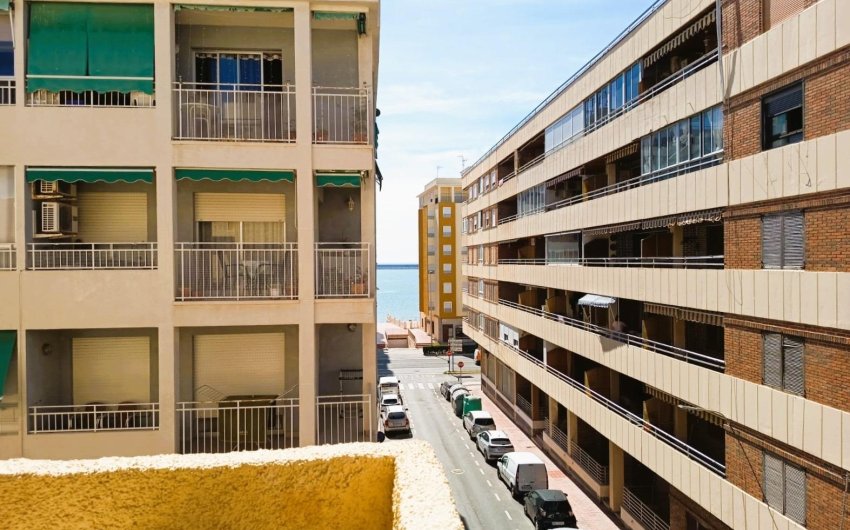 Resale - Apartment -
Torrevieja - Costa Blanca