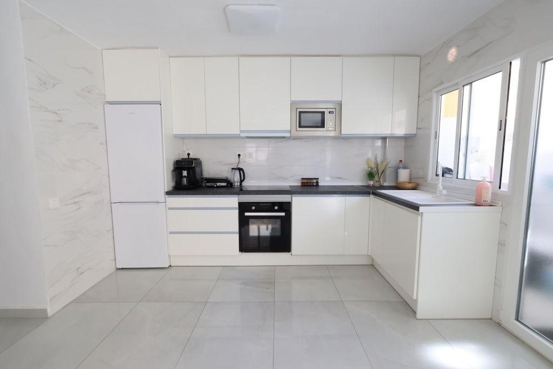 Resale - Apartment -
Torrevieja - Costa Blanca